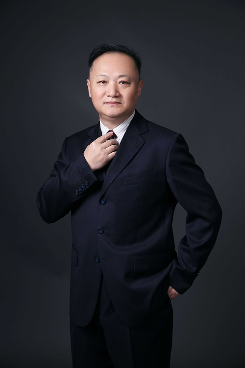 “夏病冬治”是我国中医理论中的一种特殊治疗方法。“夏病”是指在夏季气候炎热时好发及遇热后易发的一些慢性疾病。“冬治”是指在冬季气温低和机体阴气旺盛时,采取一些治疗手段,调整人体阴阳,达到阴平阳秘,宿疾得以根除。夏季疾病欲除根,较有力的时机在冬季培补。 “夏病冬治,精细诊疗”暨京鄂白癜风医生联合会诊 白癜风作为一种典型的“夏病”,在夏季白斑通常迅猛发展,而到了冬季,病情则相对稳定。小雪已过,没几日就将迎来大雪,冬意也是越来越浓。不少患者白斑停止发展,甚至变淡,他们误以为白斑在好转;再加上有了衣物的遮挡,治疗没有了迫切性。其实这时候正是“夏病冬治”的理想时期。 我院作为一家白癜风规模化专科医院,致力于中西医结合多维立体治疗白癜风。医院深知“夏病冬治”对于患者康复的重要意义。为此,医院特邀清华大学附属医院皮肤性病科主任医师王昕教授来院,与我院众医生开启“夏病冬治”·京鄂医生大型联合会诊,帮助患者制定科学的诊疗方案,系统高效的祛除皮肤白斑。 活动对象 1、早期白癜风患者 2、发展期白癜风患者 3、稳定期白癜风患者 4、病情反复白癜风患者 5、久治不愈白癜风患者 “夏病冬治,精细诊疗”暨京鄂白癜风医生联合会诊 抓住黄金期,精细诊疗夏病冬治 很多人关注白癜风什么时候治疗效果好。对患者来说,当然是越早治疗康复越快。但是有些患者由于病情比较复杂,加之病程又长,治疗效果始终不明显。这种情况下治疗时机的选择也是有讲究的。 中医有“夏病冬治”理论,对于白癜风这一类夏季发展冬季稳定的皮肤疾病来说,在冬季治疗通常能取得事半功倍的效果。因此白癜风患者要抓住这个黄金期,通过系统检查,明确病情病因后,做系统对症的精细诊疗。 “夏病冬治,精细诊疗”暨京鄂白癜风医生联合会诊 北京大咖强势加入,开启联合会诊 武汉环亚中医白癜风医院作为武汉地区一支重要力量,常年来积极推进白癜风诊疗发展,不断拓展和深化与国内知名三甲医院的合作。在“夏病冬治”这一关键时期,医院再次邀请清华大学附属医院皮肤性病科主任医师王昕教授来院,开启大型联合会诊。通过“多对一”的联合问诊。综合分析病情,制定一套科学完善的诊疗方案,帮助患者恢复健康黄皮肤。为了尽可能带来高质量的问诊,此次2天会诊仅限50个名额,请提前预约。 “夏病冬治,精细诊疗”暨京鄂白癜风医生联合会诊 多重援助,助力高效祛白 考虑到白癜风病情多样、病因复杂等特点,治疗前必须通过系统的检查,明确病情病因后再做针对性治疗。此次会诊期间还推出多重援助,包括全套检查0元,光疗和中医治疗也都有大幅减免。此举也是旨在帮助患者树立科学诊疗的意识,同时也尽可能减轻经济负担,希望广大患者能够重视白癜风诊疗,不要拖延。 “夏病冬治,精细诊疗”暨京鄂白癜风医生联合会诊